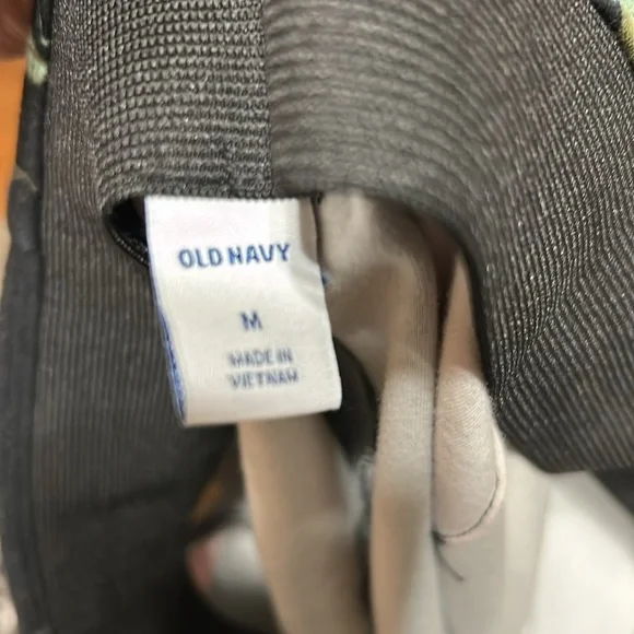 PRICE DROP! Beautiful Black and Floral Print women’s stretch pencil skirt - Picture 4 of 5